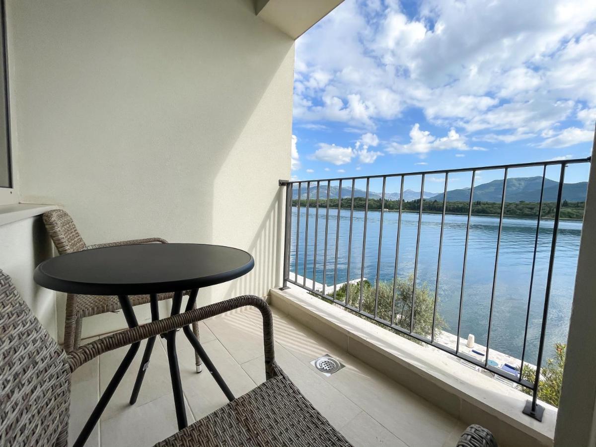 Apartments Maestral Tivat Kültér fotó